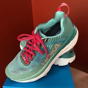 HOKA One Bondi 6